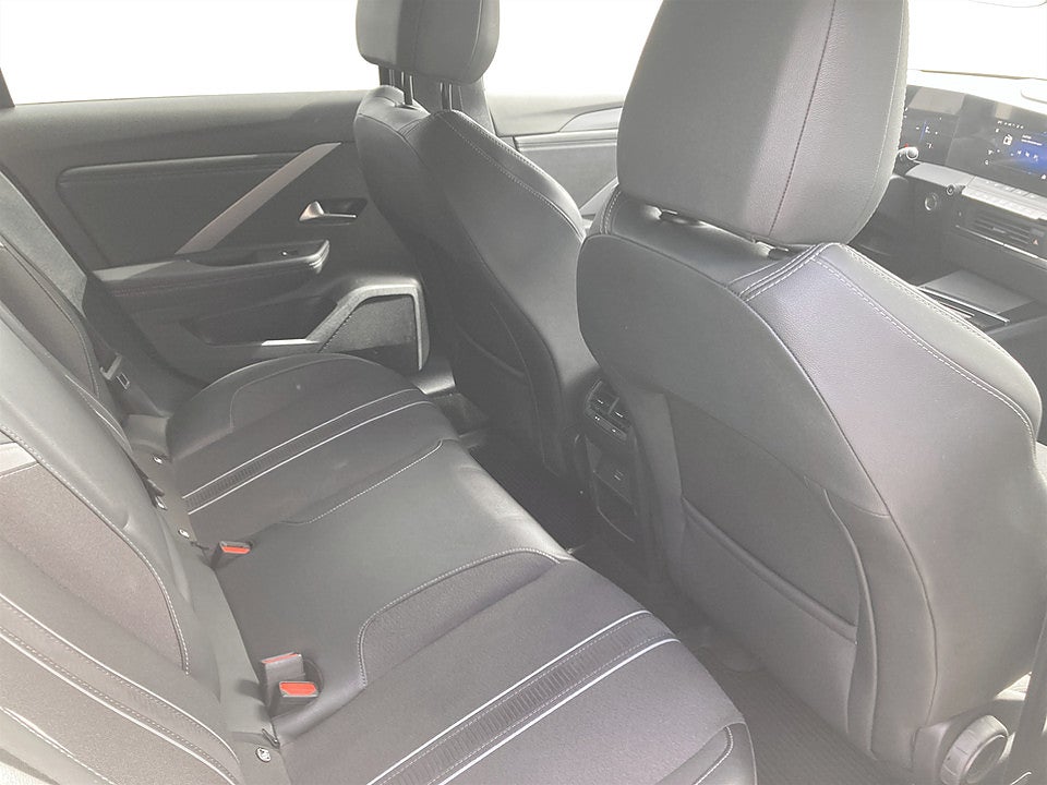 Bild på Opel Astra ST GS 1.2 PT 130hk Aut B-KAMERA CARPLAY