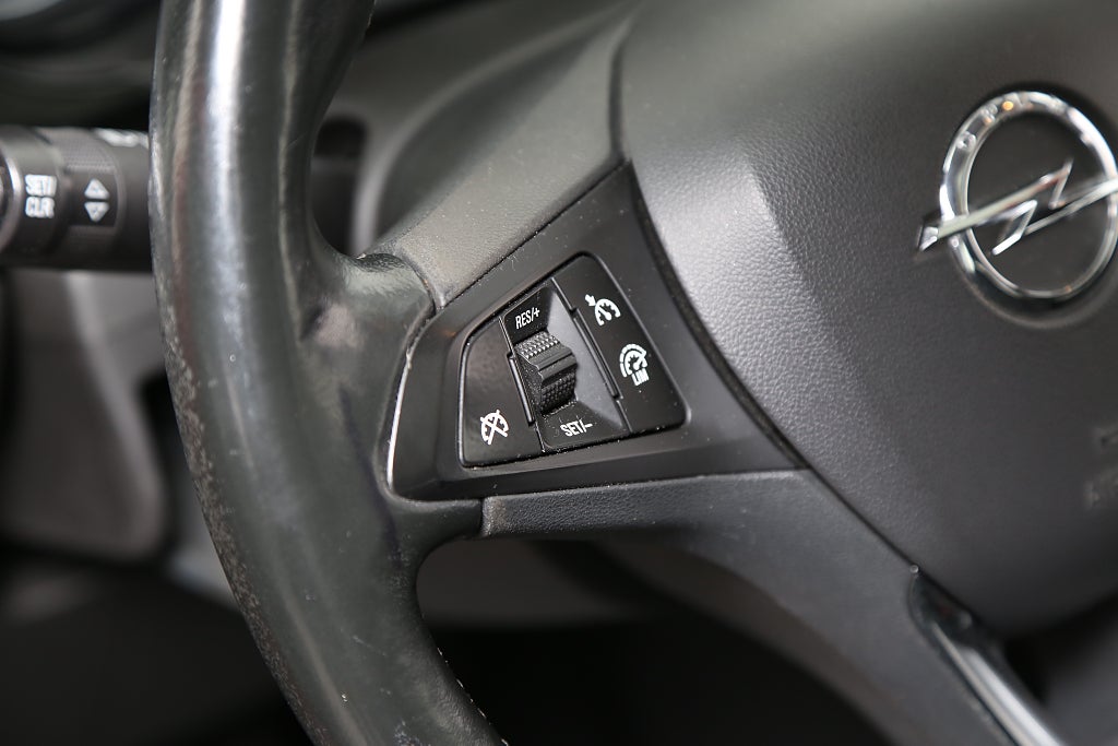 Opel Corsa 1,4 Enjoy 90hk Aut 5D Panorama Drag