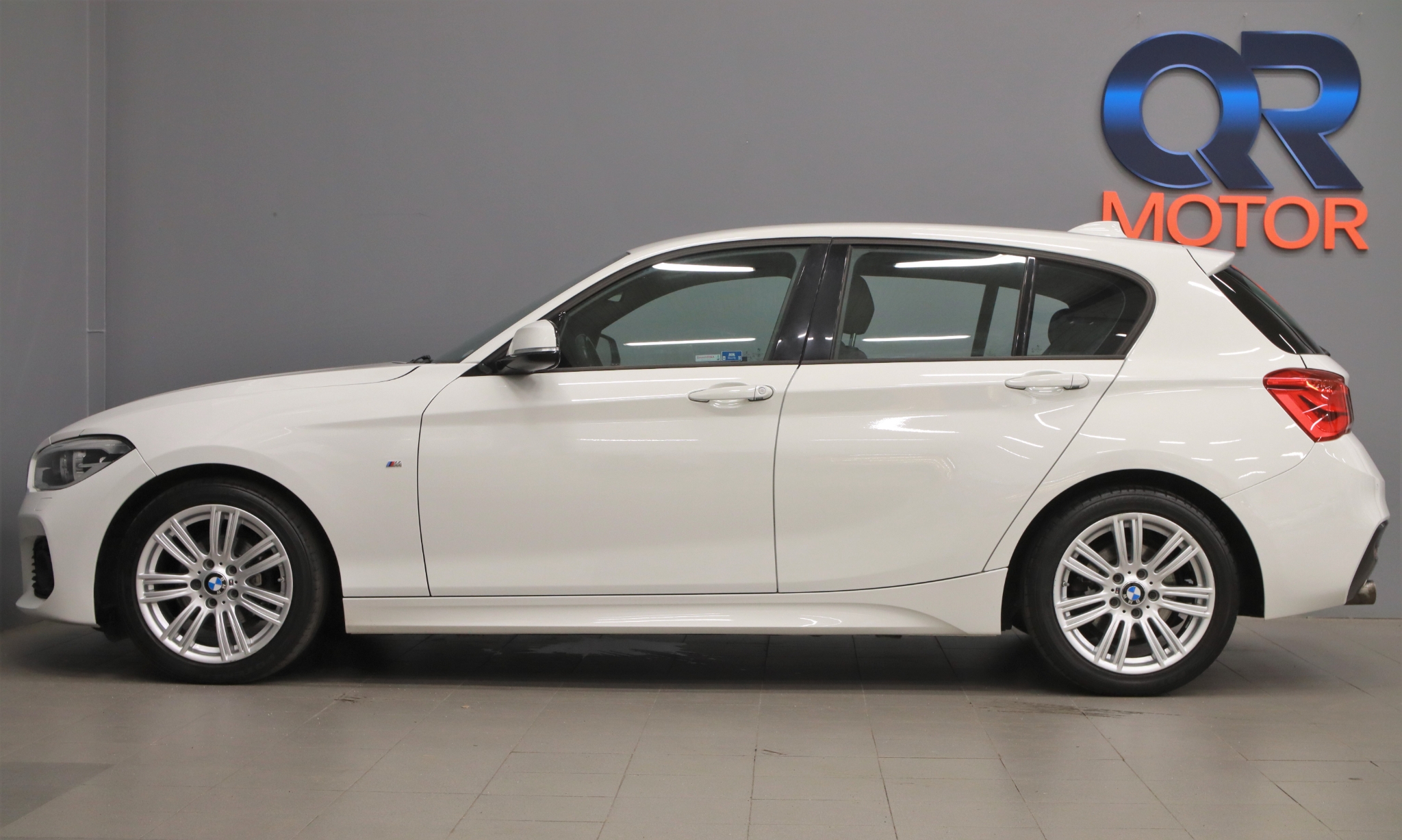 BMW 118 d M-Sport H/K Aut 2016, bild 3/48