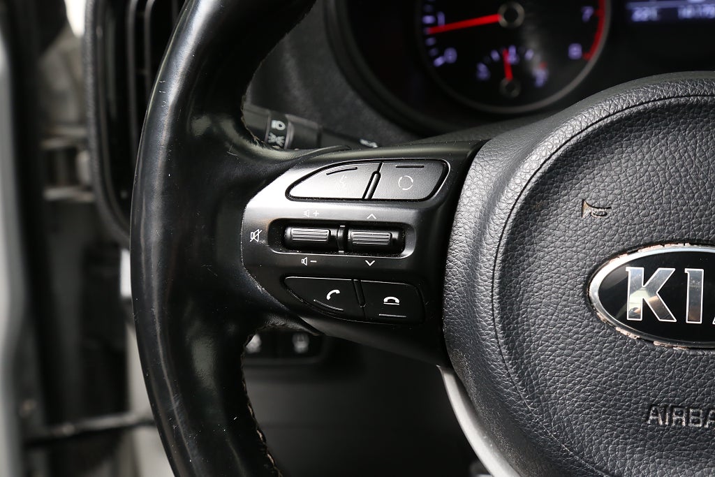 Kia Picanto 1,25 MPI 84hk Advance Automat CarPlay Kamera P-sensor 2019