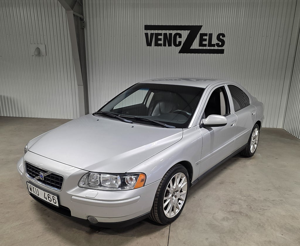 Volvo S60 2.5T 210 hk Dragkrok Fin