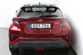 SUV Toyota C-HR 6 av 21