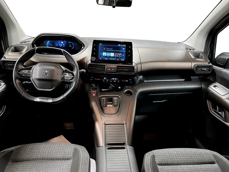 Bild på Peugeot Rifter GT 50kWh 136hk Aut L2 7-SITS 360