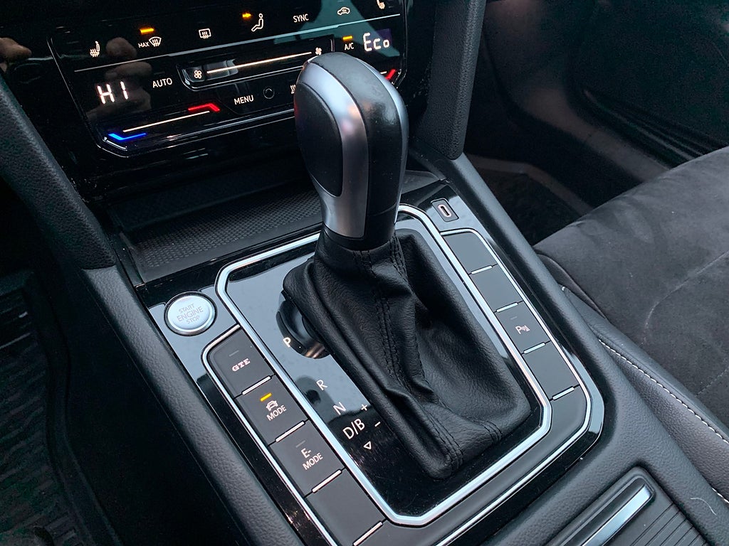 Volkswagen Passat GTE | Cockpit |  Bvärmare | Drag | Executive | 2021