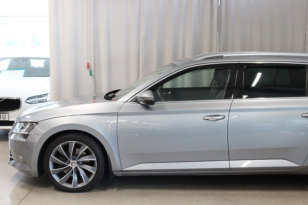 Skoda Superb 2.0 TDI 4x4 SCR Business Edition, L&K, Drag, Värmare