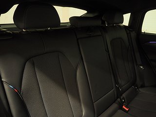 SUV BMW X4 13 av 25