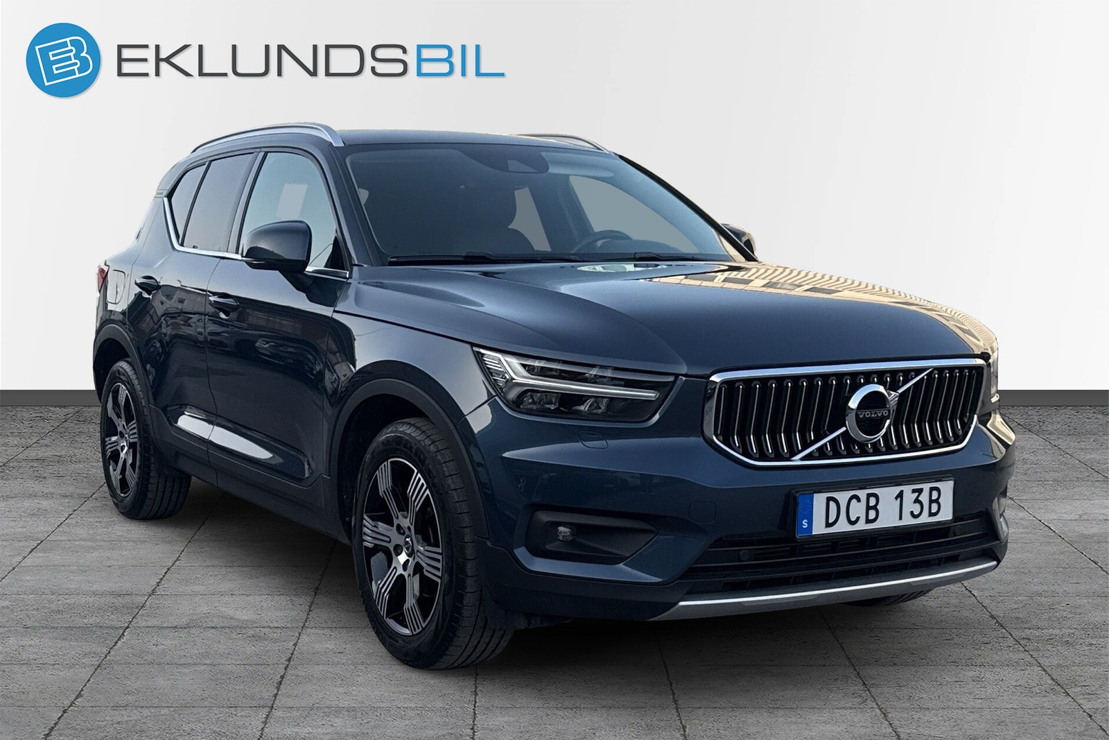 Volvo XC40 D3 Geartronic Inscription Orrefors Navi Drag 2020 - miniatyr 3