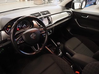 Halvkombi Skoda Fabia 15 av 21