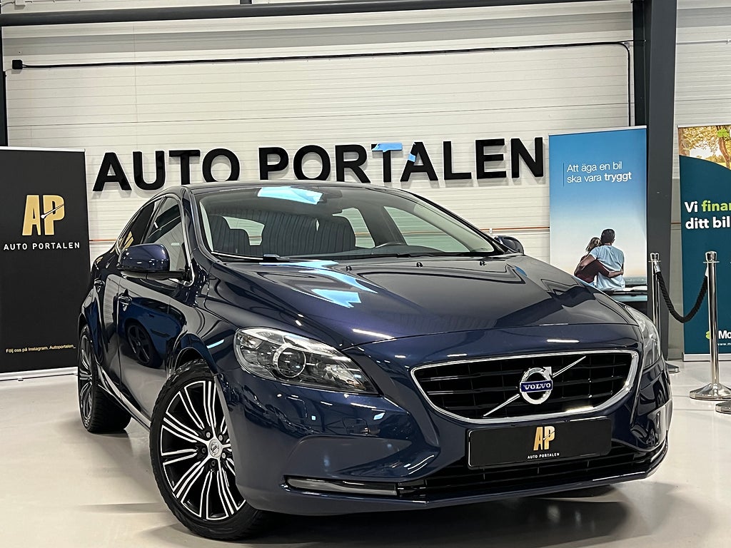 Volvo V40 D2 Summum | 14420 MIL | NYBES | Dragkrok