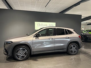 SUV Mercedes-Benz EQA 3 av 24