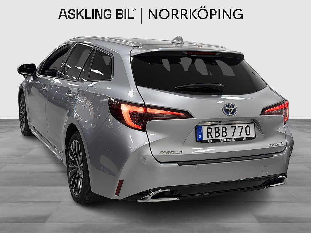 Toyota Corolla 2023 - miniatyr 2