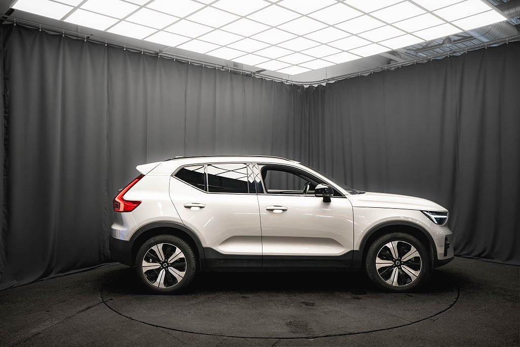 Volvo XC40 Recharge KAMERA VÄRMEPUMP 1-ÄGARE MOMS 231hk