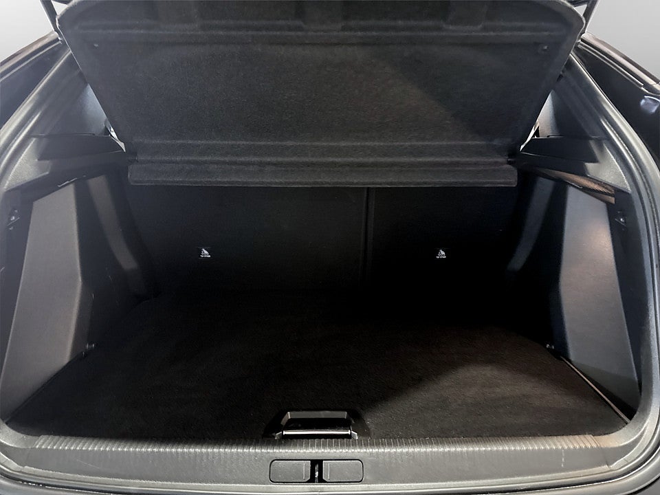 Bild på Peugeot 2008 GT Hybrid 145hk Aut B-KAMERA CARPLAY