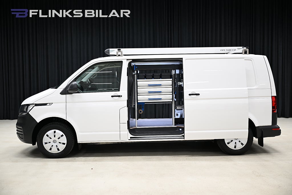 Volkswagen Transporter DSG 150HK L2|Servicebil|Inredd|Dubbeldörr|Lågmil|SeUtr!