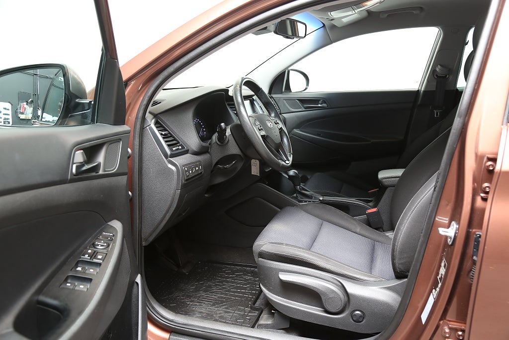 Hyundai Tucson 1,6 T-GDI 177hk MOVE! 4WD Aut Navi Kamera 19" 2018