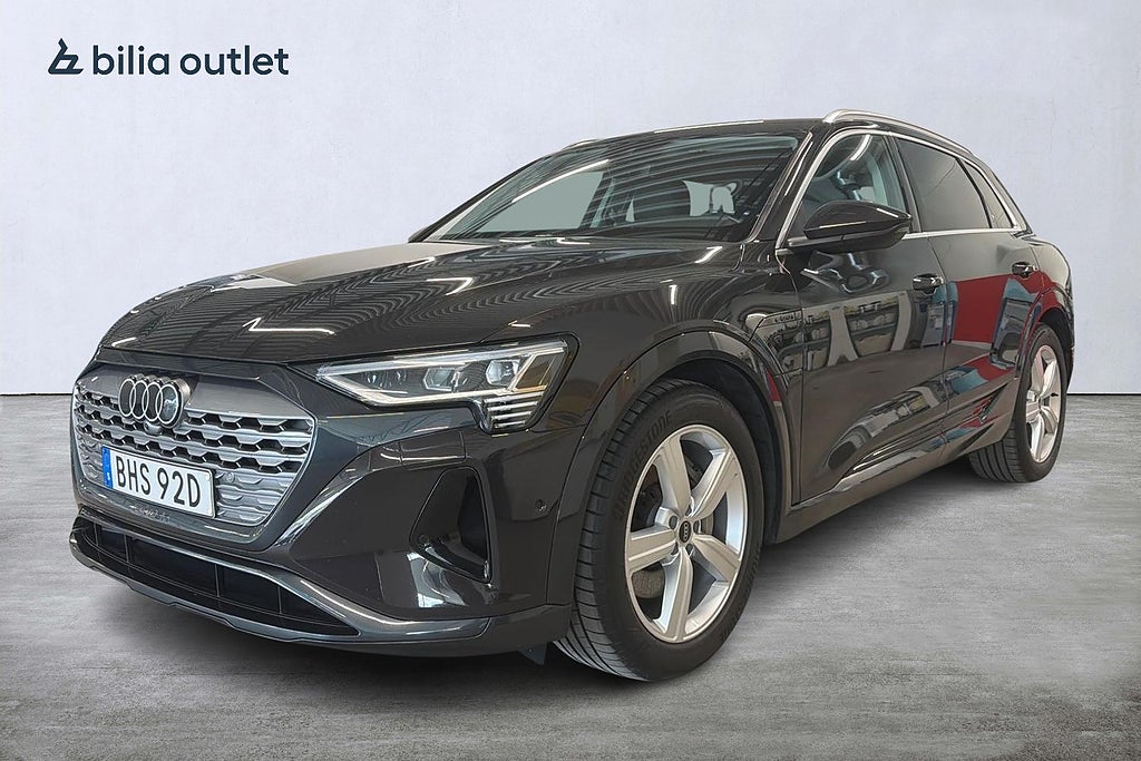 Audi Q8 55 e-tron quattro Helskinn Backkamera Elstolar Dragkrok