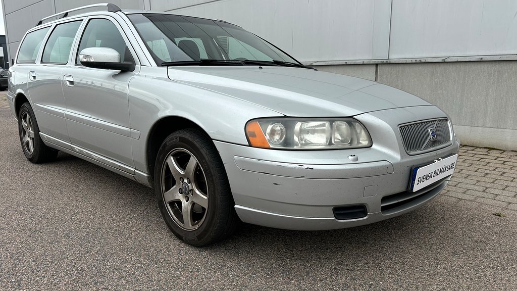 Volvo V70 2.4 |Automat|Drag|2Ägare| Endast 1000kr i månad 