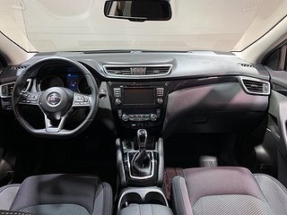 SUV Nissan Qashqai 10 av 20