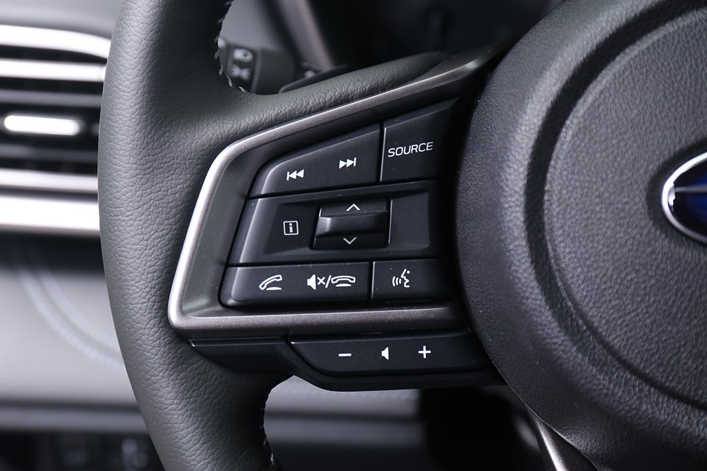 Subaru Outback Limited| 3 fria Service.