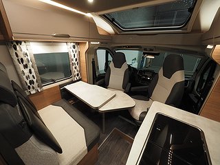 Husbil-halvintegrerad Knaus Van Ti 550 MF 7 av 18