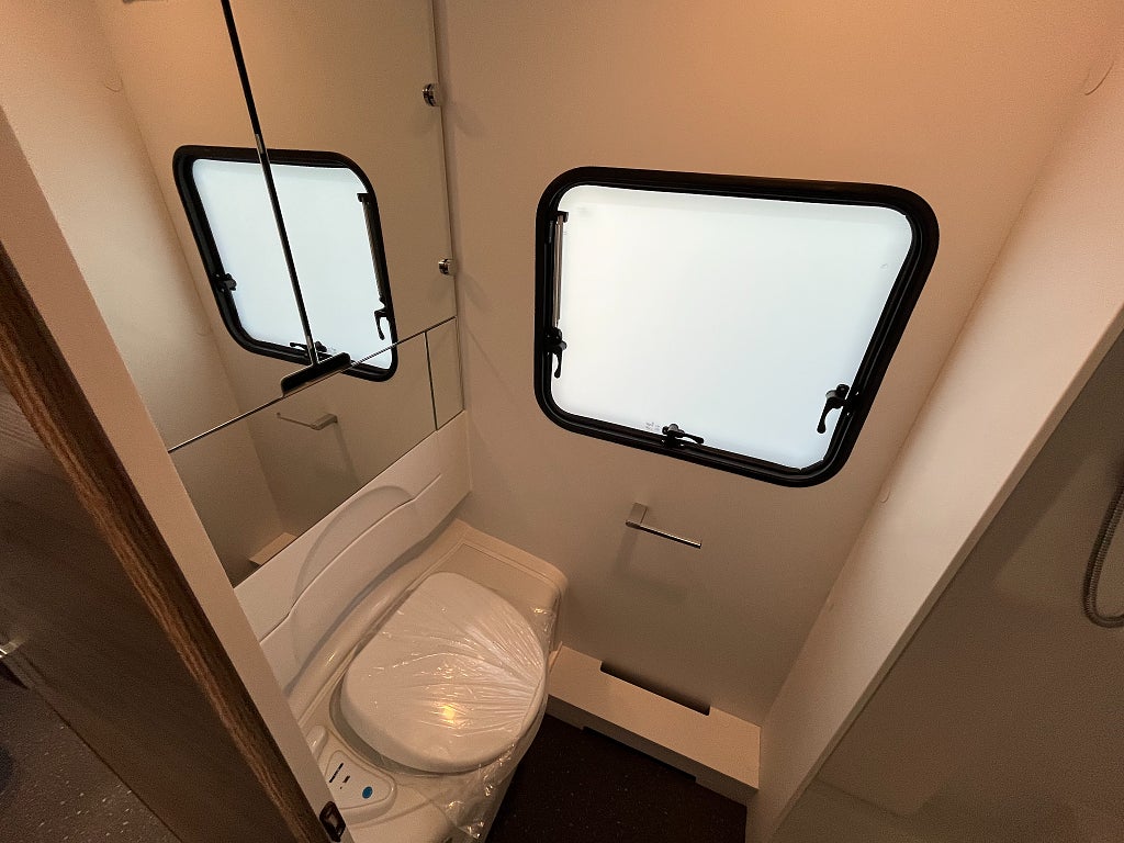 Adria Altea 552 PK / Barnkammare / 7 bäddar / 1695kr/månad - Adria