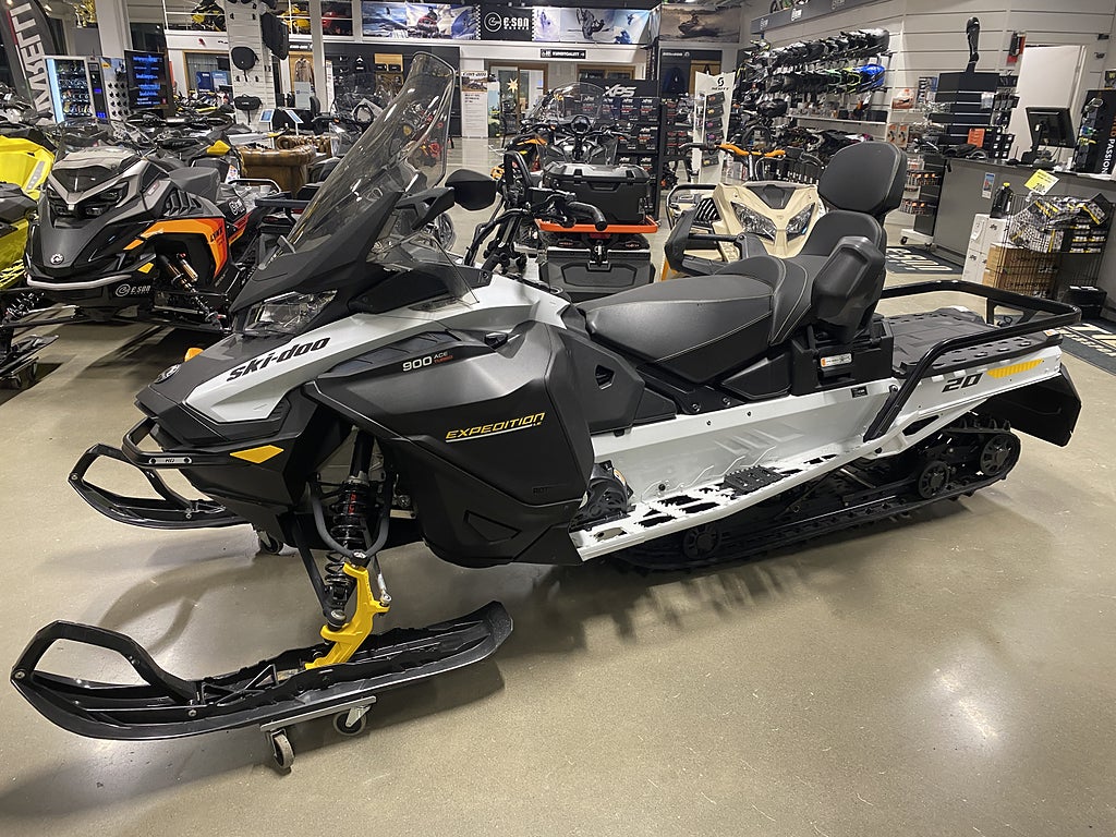 Ski-Doo Expedition LE 20" 900 ACE Turbo 154 MOMSAD
