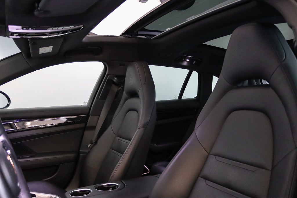 Porsche Panamera 4 E-Hybrid Sport Turismo Platinum Edition Sport chrono