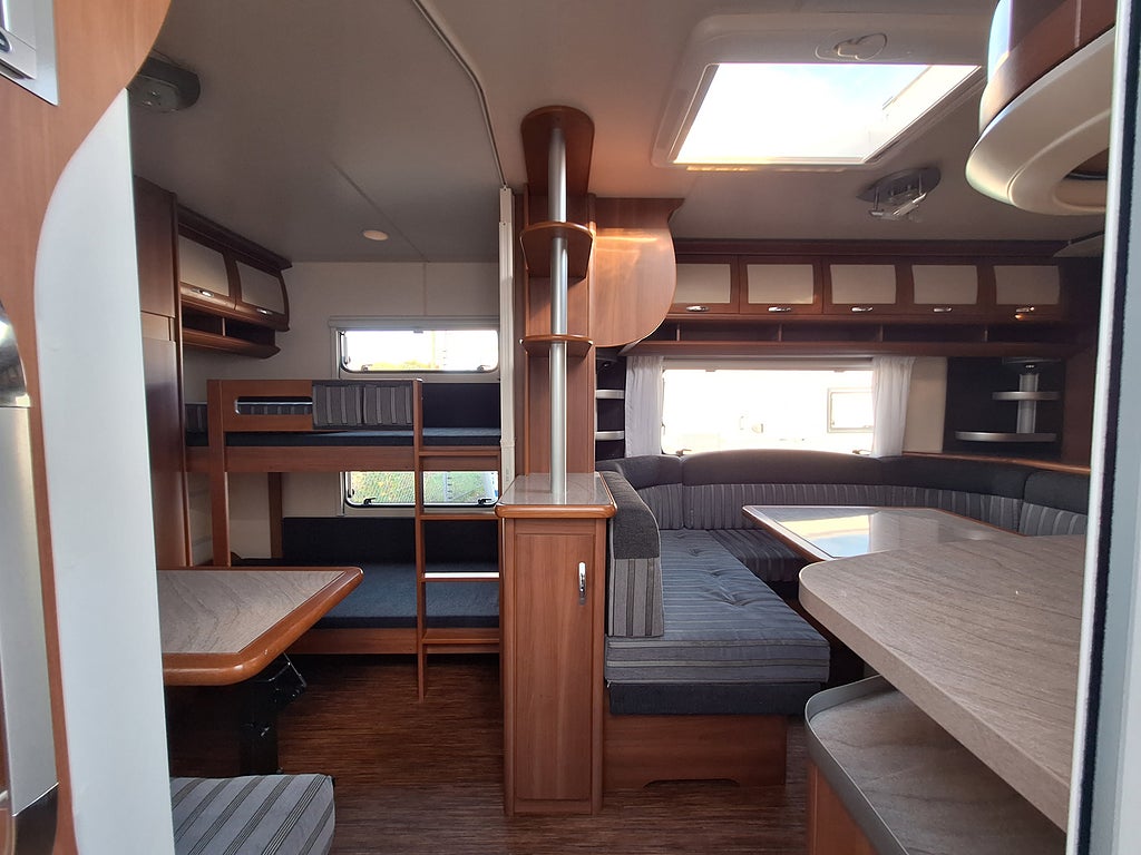 Hobby Prestige 650 KMFe Barnkammare, Nytt Tält