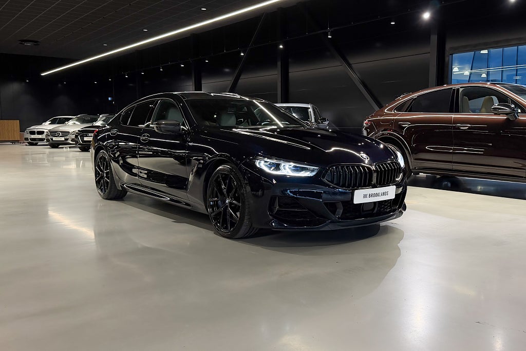 BMW M850i xDrive Gran Coupe / Kolfiber / Bowers & Wilkins / 
