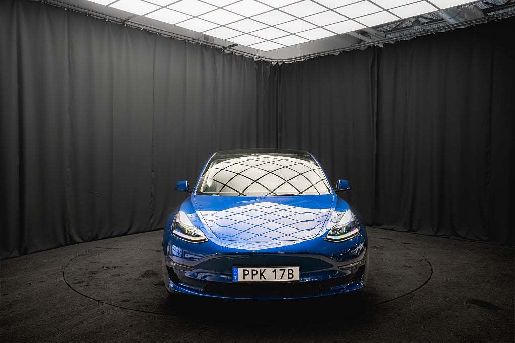 Tesla Model 3 Long Range AWD DRAG PANO LÄDER VÄRMEPUMP 1-ÄGARE MOMS