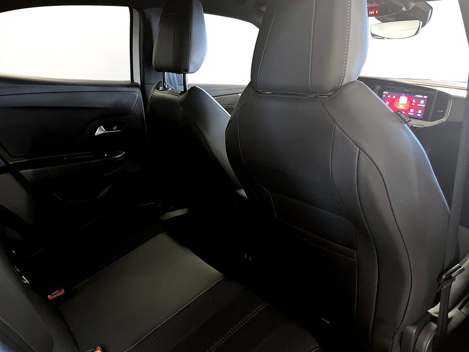 Bild på Opel Mokka GS Hybrid 1.2 Turbo 145hk Aut B-KAMERA CARPLAY