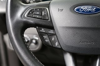 SUV Ford Kuga 14 av 25