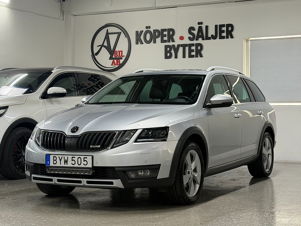Skoda Octavia Scout 1.8 TSI 4x4 Premium Scout Kamera Drag Navi Carplay S&V-