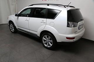 SUV Mitsubishi Outlander 4 av 25