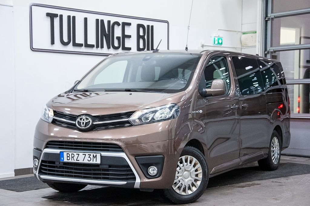 Toyota Proace Verso Electric 75 kWh 9-Sits HuD Navi 1-Ägare MOMS/VAT -22 1,95%