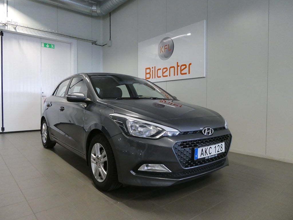 Hyundai i20 1.2 Rattvärme-Vinterdäck *5970 mil*