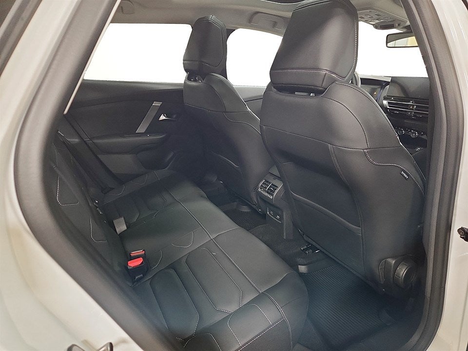 Bild på Citroën C4 X Shine Exclusive 1.2 PT 130hk Aut - GLASTAK,HIFI,360-KAMERA