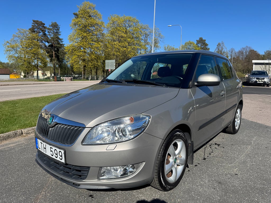 Skoda Fabia 1.2 TSI Elegance/Besiktigad/ 9600 mil