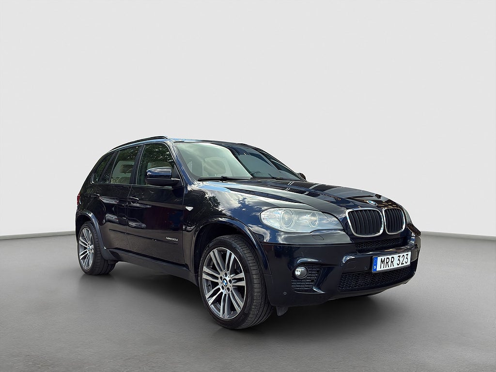 BMW X5 xDrive30d 245hk M Sport Panorama Skinn Navi Drag V-Hjul