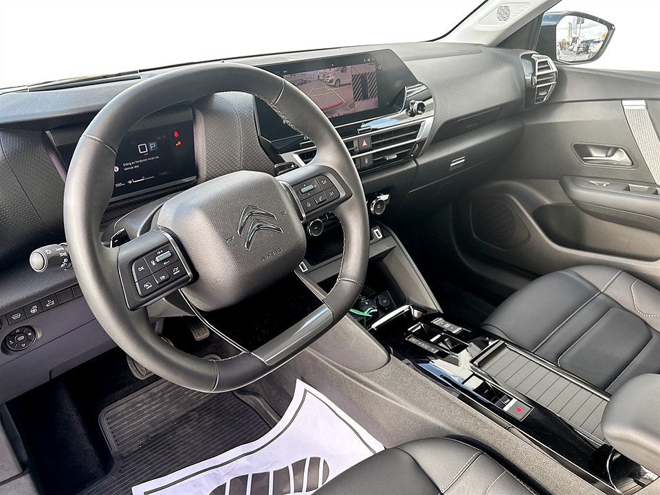 Bild på Citroën C4 X Shine Exclusive 1.2 PT 130hk Aut - PANO, ELSTOL