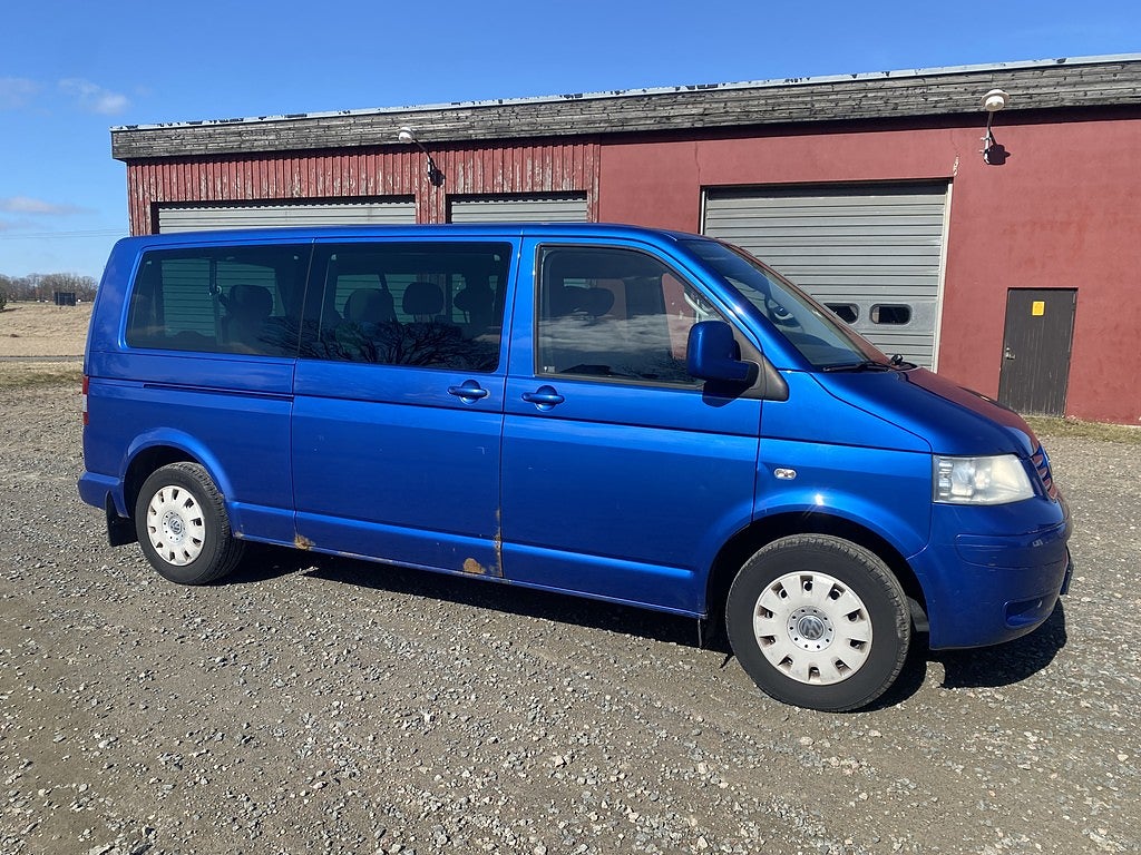 Volkswagen Caravelle 2.5 TDI DPF 10v Comfortline Euro 4 nyb 9-sits