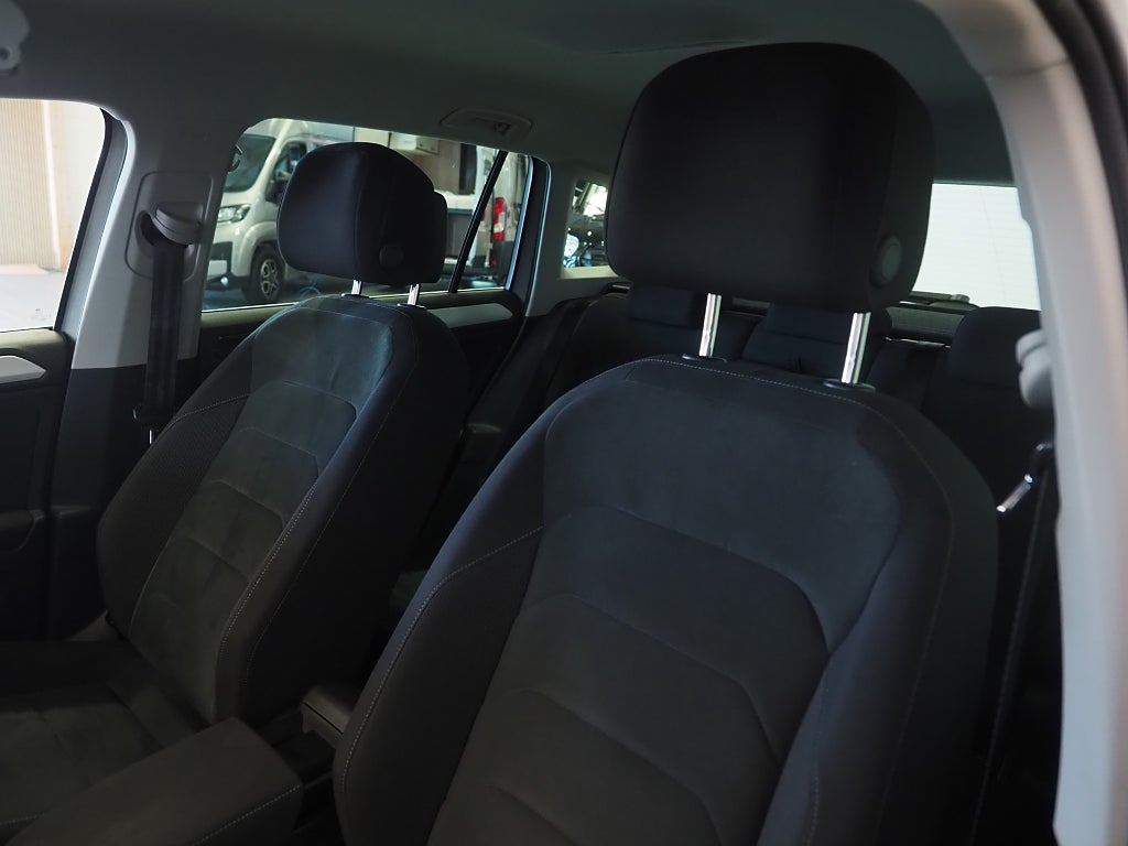 Volkswagen Tiguan 1.4 TSI 150hk DSG 4Motion Drag Kamera P-Värmare Carplay 2018