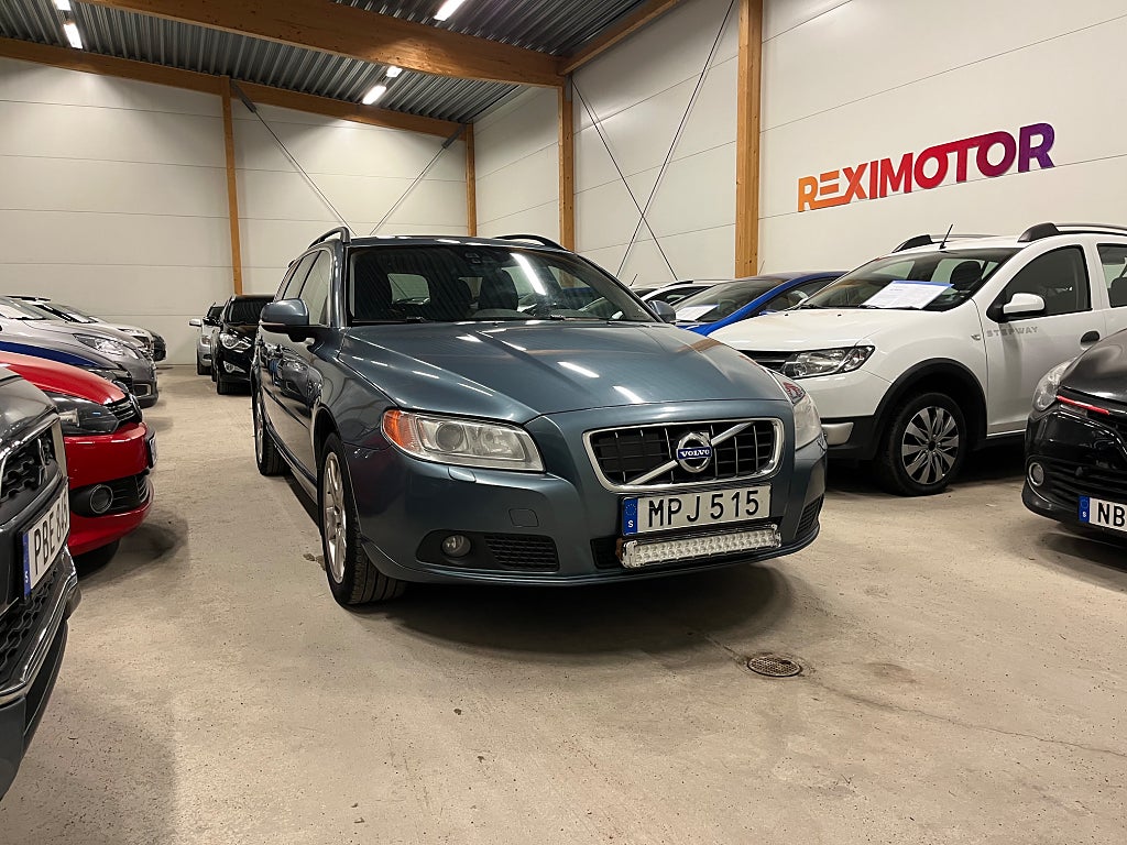 Volvo V70 T4F Momentum Euro 5