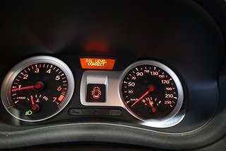 Halvkombi Renault Clio 10 av 12