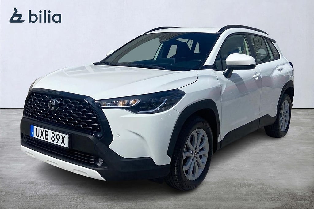 Toyota Corolla Cross 2,0 HYBRID AWD ACTIVE PLUS DRAGKROK...