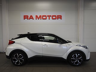 SUV Toyota C-HR 4 av 20
