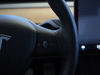 Sedan Tesla Model 3 10 av 21