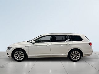 Volkswagen Passat Sportscombi 2.0 TDI 4M Drag/Kamera/M&Dvärm/LED/S&V-Däck – bild 4