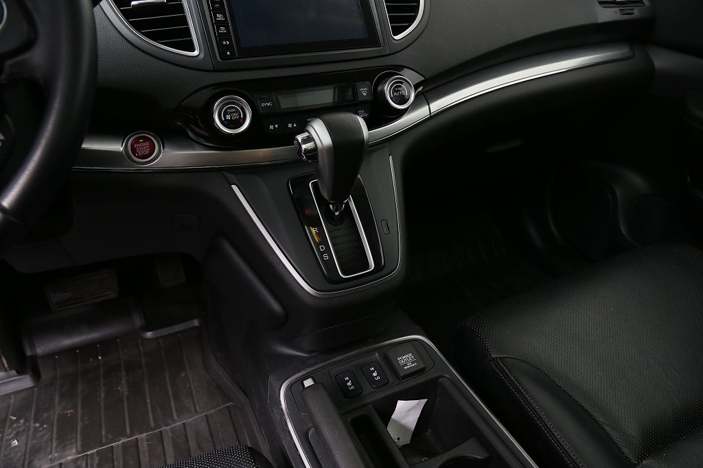 Honda CR-V 2,0 i-VTEC Executive 4WD Aut Pano Skinn Motorv Drag 2015