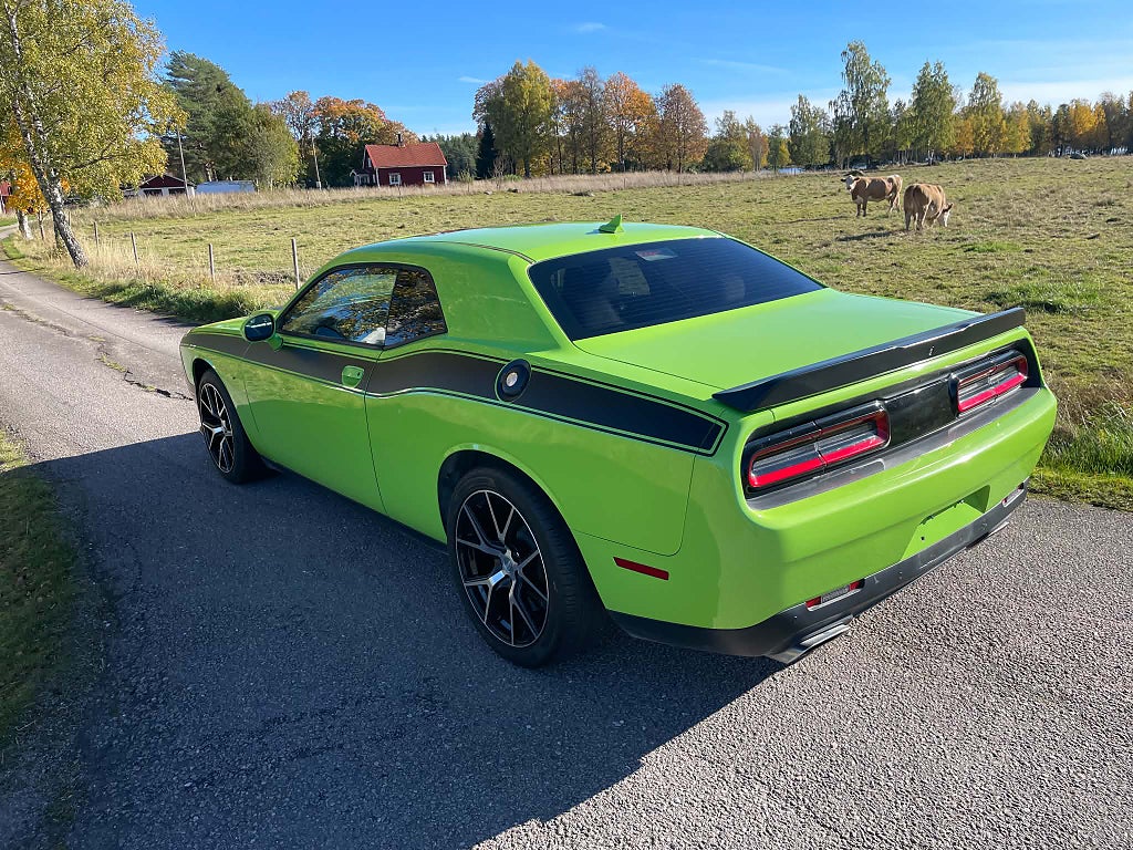 Dodge Challenger 5.7 V8 HEMI R/T Plus Sublime Green